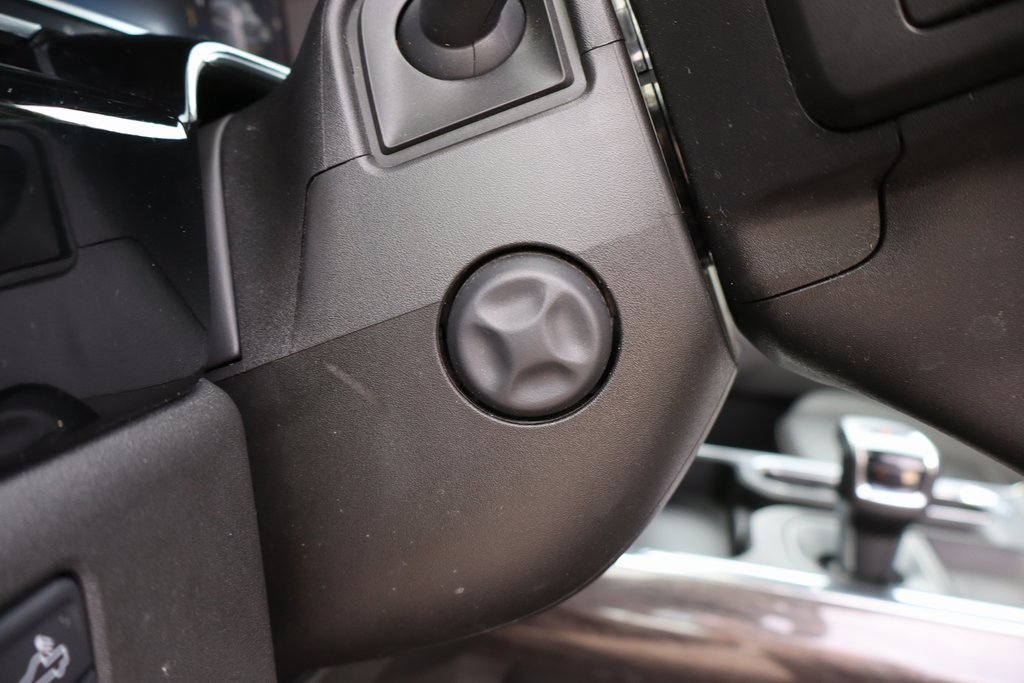 Used 2022 Chevrolet Silverado 1500 LTZ w/ LTZ Convenience Package II image 14