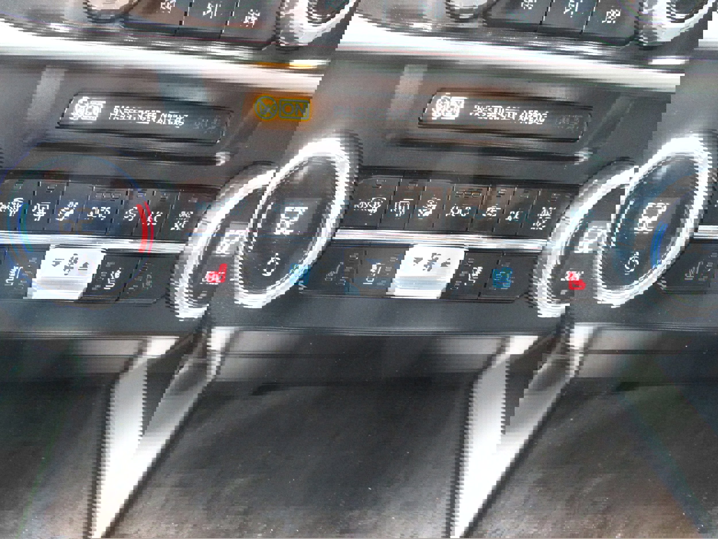 Used 2022 Ford F350 Lariat w/ Lariat Ultimate Package image 30