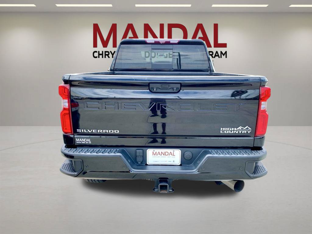 Used 2023 Chevrolet Silverado 2500 High Country w/ Technology Package AWD/4WD image 7