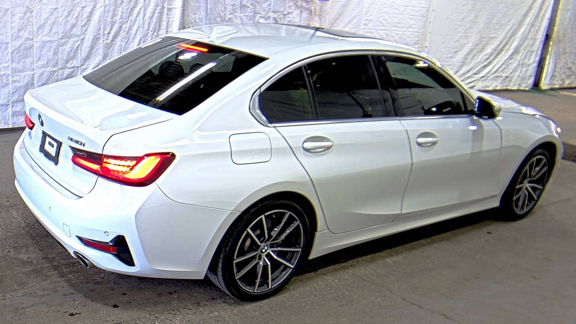 Used 2020 BMW 330i Sedan w/ Driving Assistance Package RWD image 2