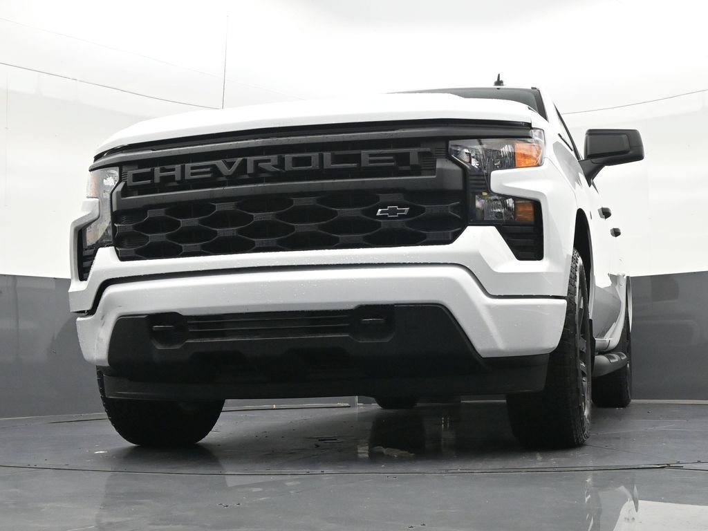 Used 2026 Chevrolet Silverado 1500 Custom w/ Turbomax Blackout Package RWD image 30