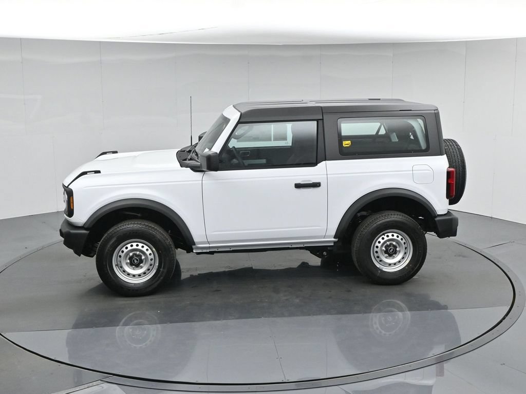 New 2026 Ford Bronco 2-Door AWD/4WD image 39