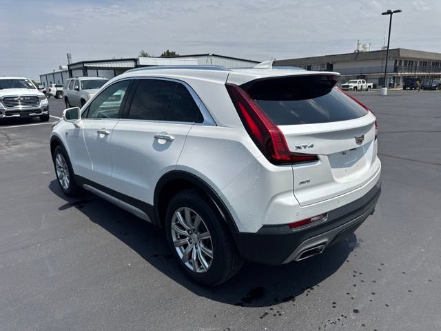 Used 2021 Cadillac XT4 Premium Luxury w/ Cold Weather Package AWD/4WD image 7