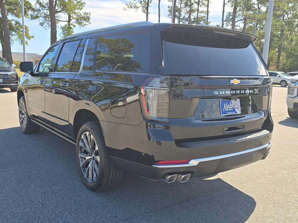 New 2026 Chevrolet Suburban High Country AWD/4WD image 3