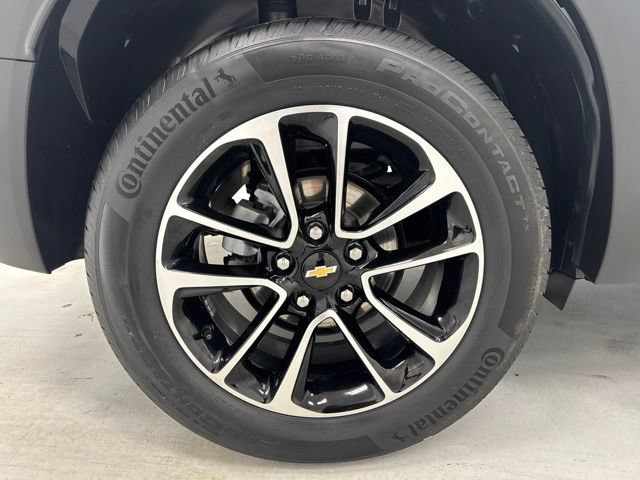 Used 2025 Chevrolet TrailBlazer LT AWD/4WD image 31