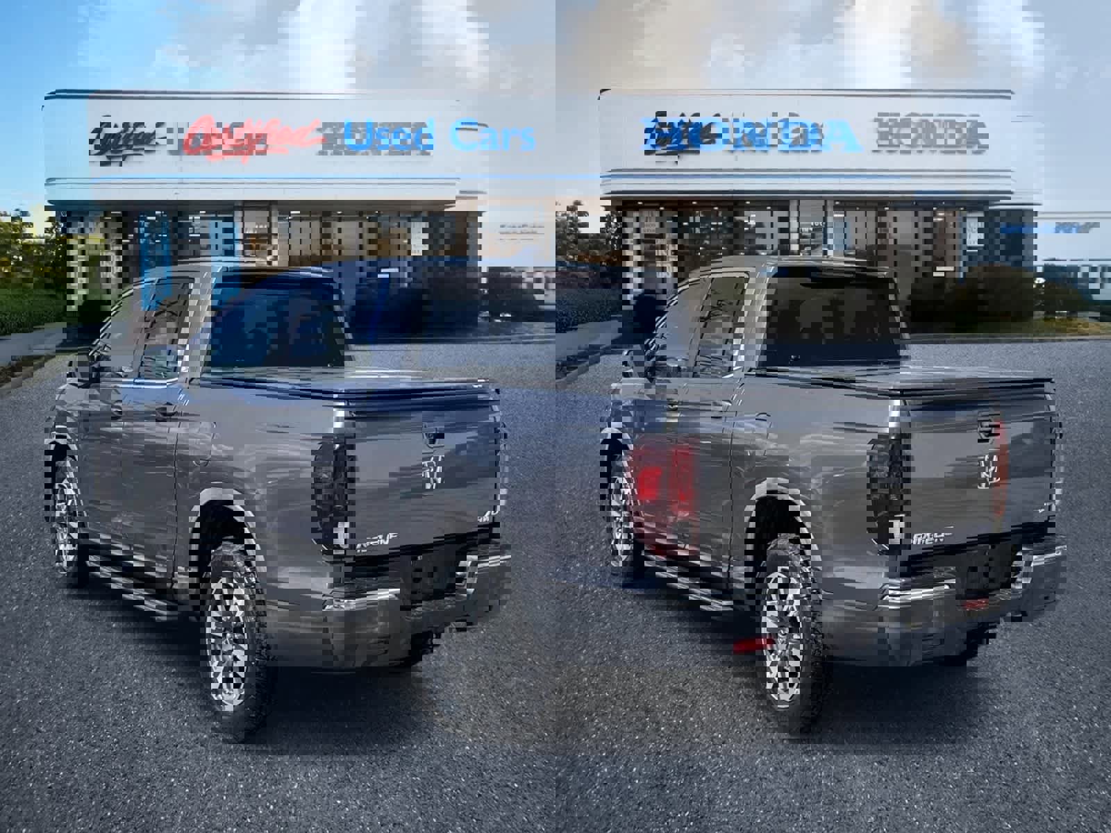 Used 2017 Honda Ridgeline RTL-T image 3