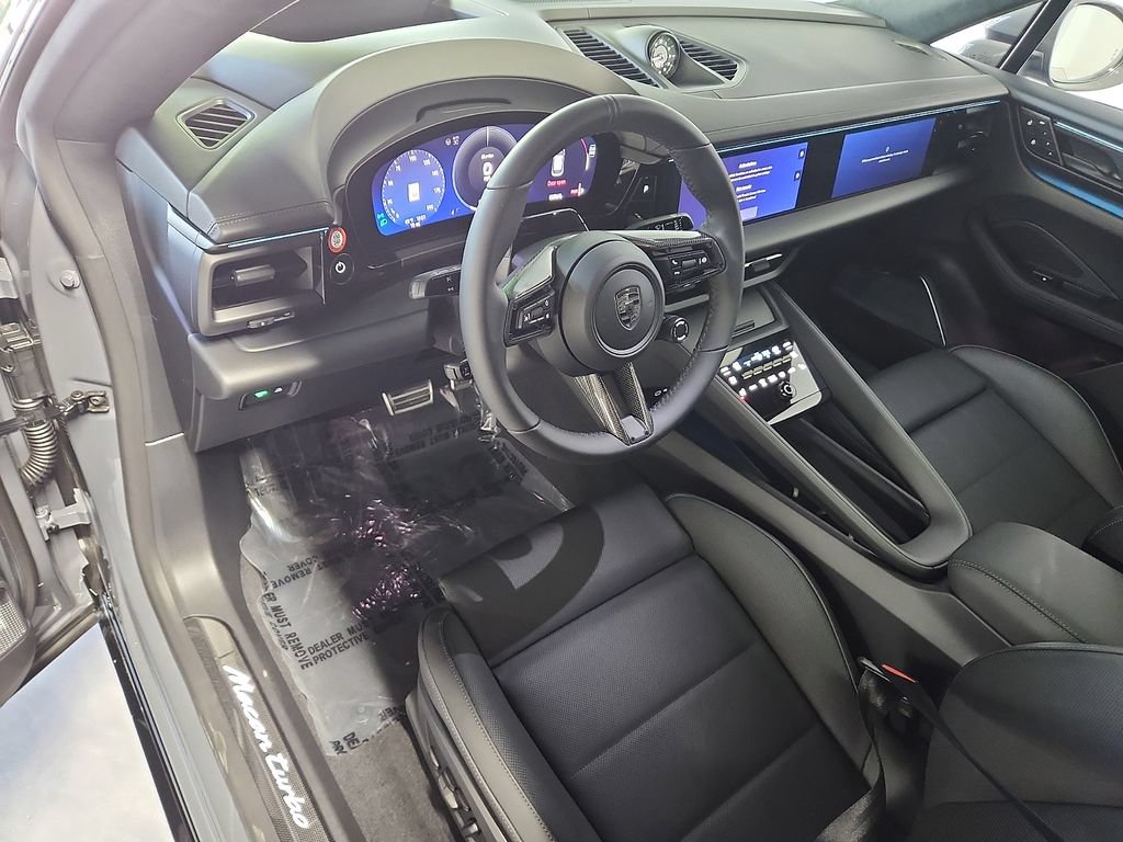 New 2026 Porsche Macan Turbo Electric AWD/4WD image 4