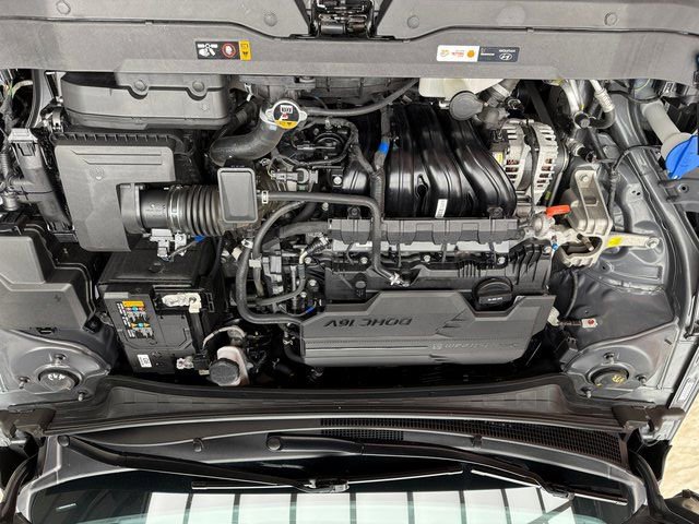 Used 2024 Hyundai Elantra SEL image 27