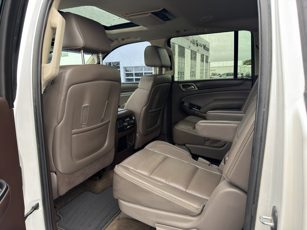 Used 2016 GMC Yukon XL Denali w/ Open Road Package AWD/4WD image 3
