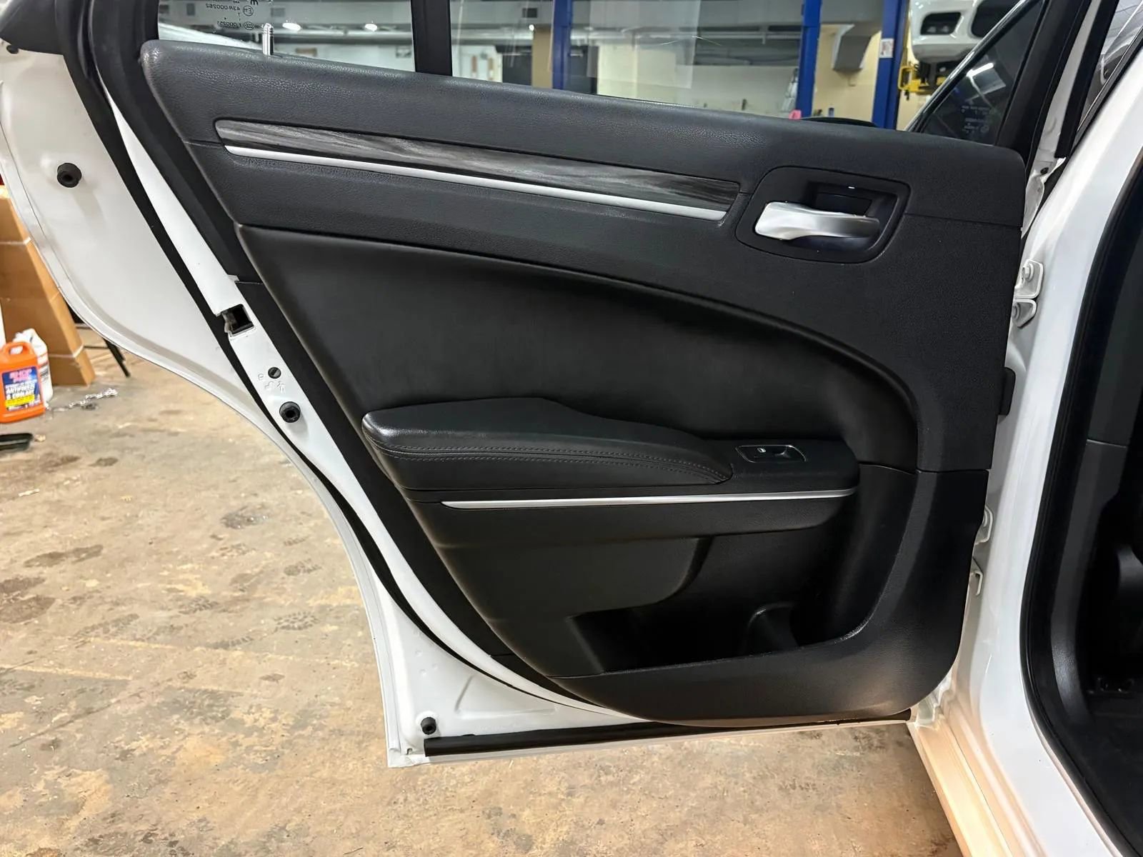 Used 2017 Chrysler 300 Limited w/ Value Package AWD/4WD image 29