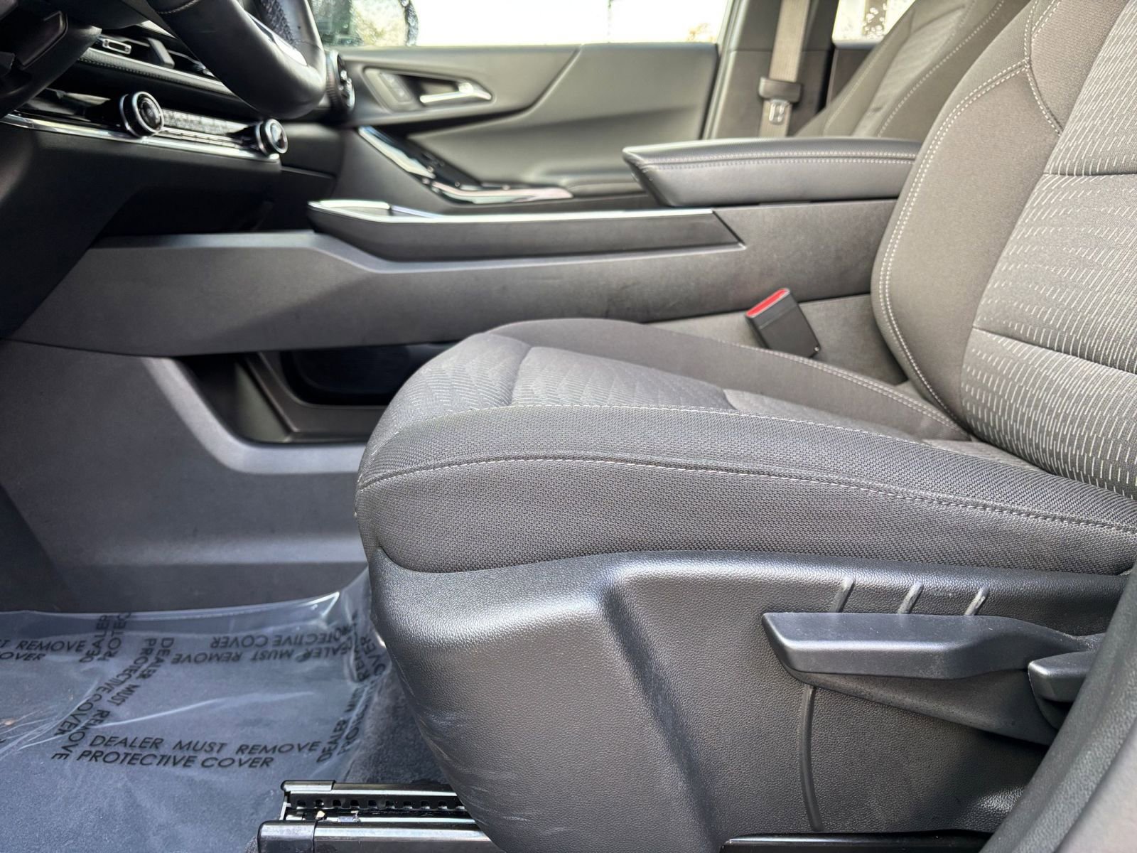 Used 2025 Chevrolet Equinox LT image 27