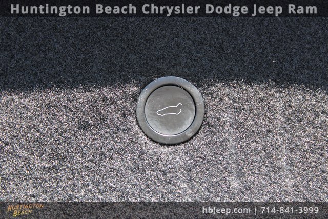 Used 2021 Tesla Model S Plaid image 36