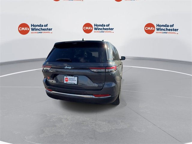 Used 2023 Jeep Grand Cherokee Limited w/ Luxury Tech Group II image 9
