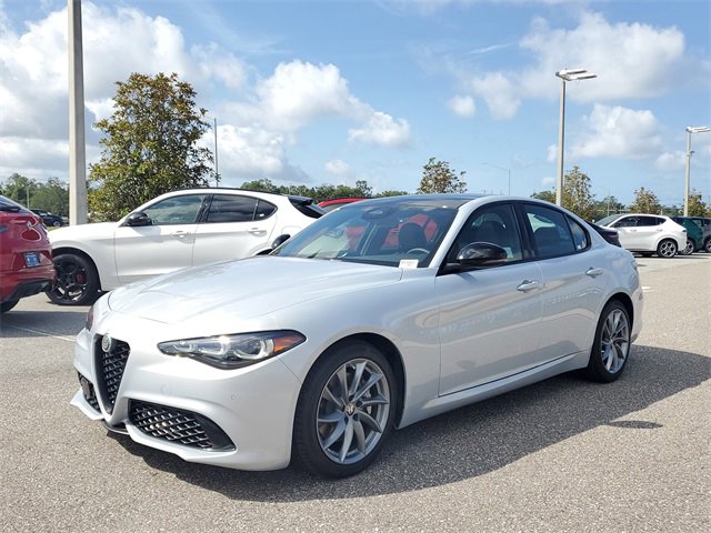 New 2025 Alfa Romeo Giulia w/ Driving Assist Package image 2