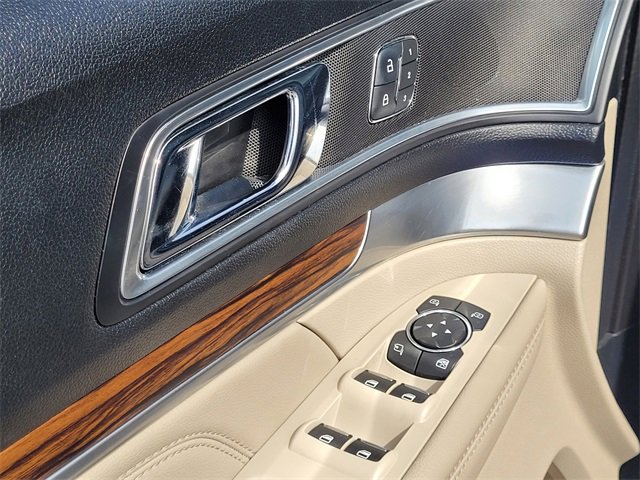 Used 2019 Ford Explorer Limited image 21