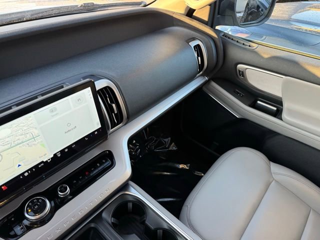 Certified 2025 Ford Expedition Max Active AWD/4WD image 28