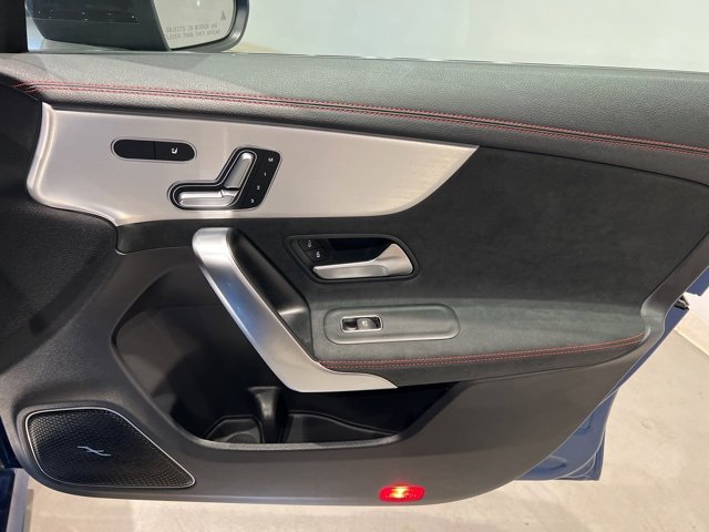 Used 2025 Mercedes-Benz CLA 250 4MATIC image 43