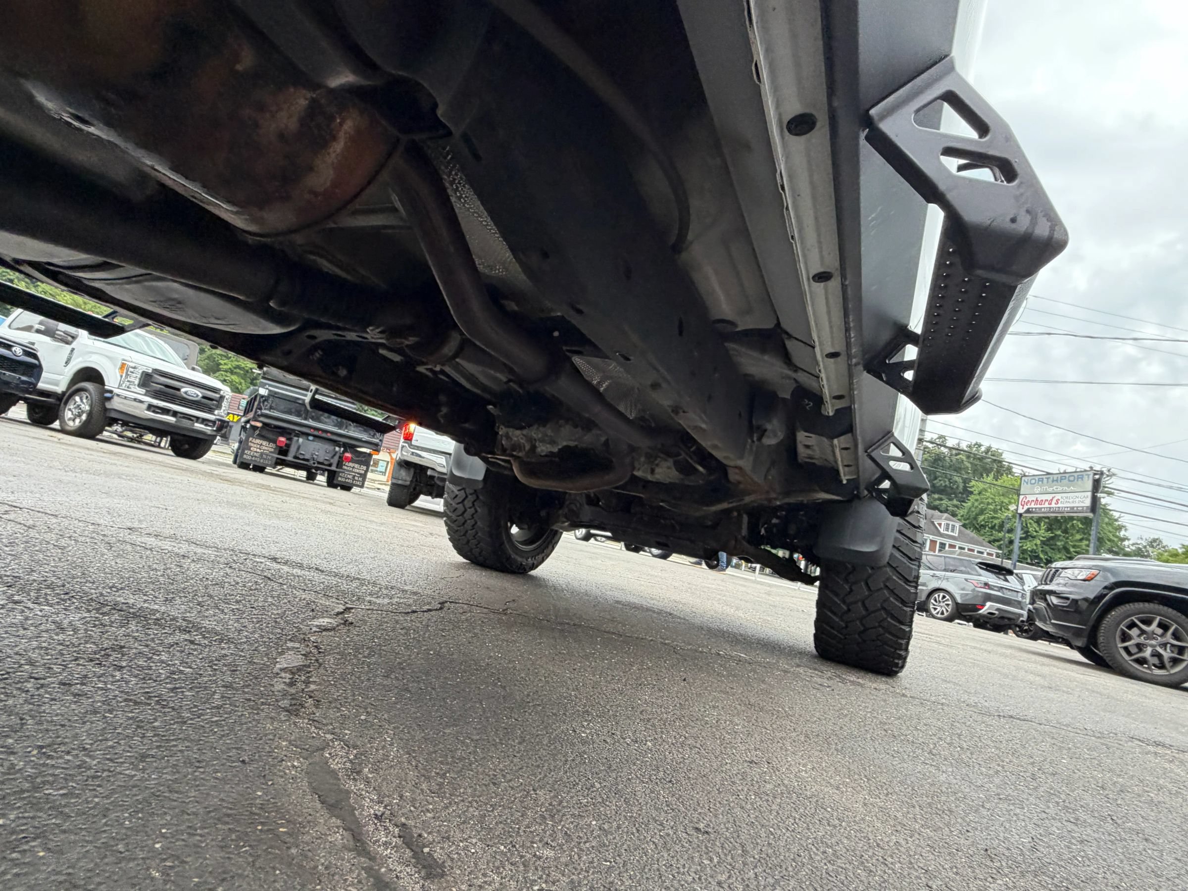 Used 2017 Toyota Tacoma SR AWD/4WD image 29