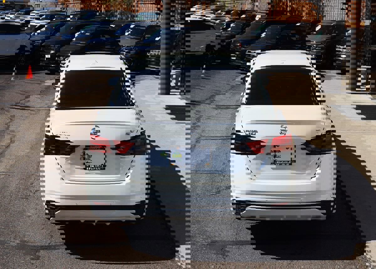 Used 2024 Nissan Altima 2.5 SV image 10
