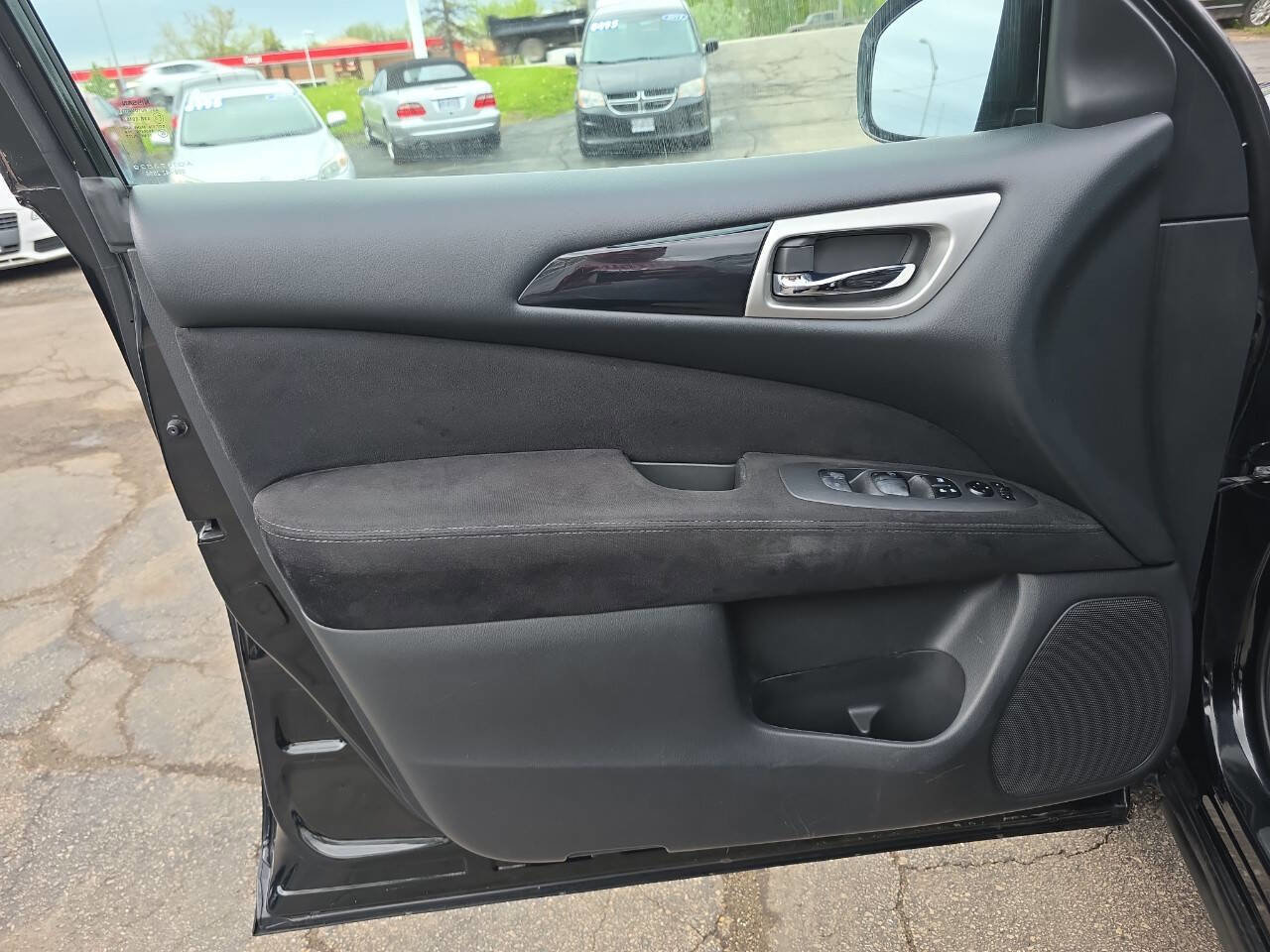 Used 2014 Nissan Pathfinder S AWD/4WD image 8