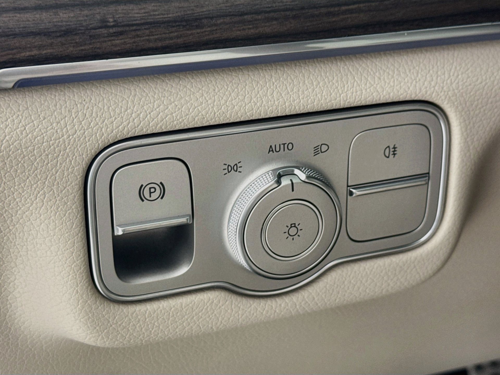 New 2027 Mercedes-Benz GLS 450 4MATIC image 11