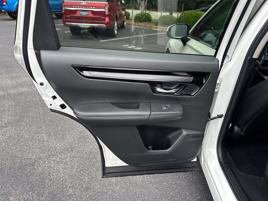 Used 2024 Honda CR-V EX-L image 12