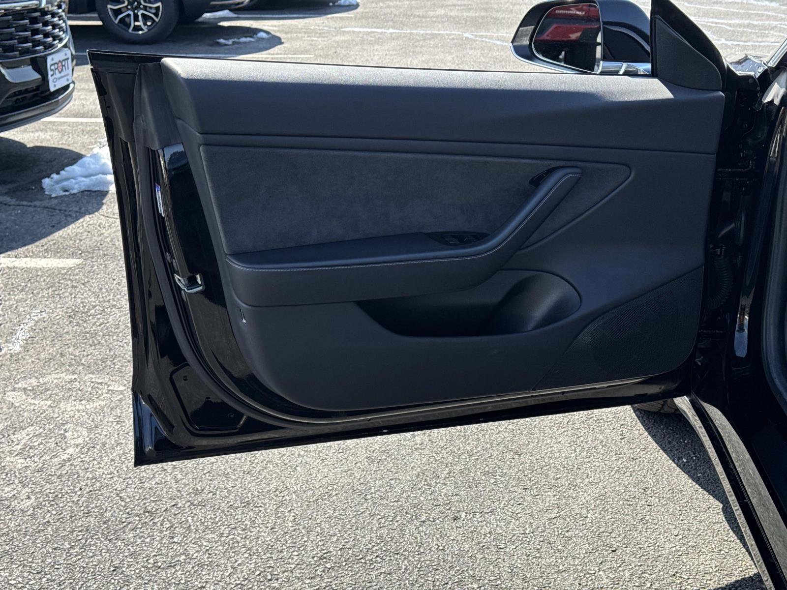 Used 2018 Tesla Model 3 Mid Range image 16