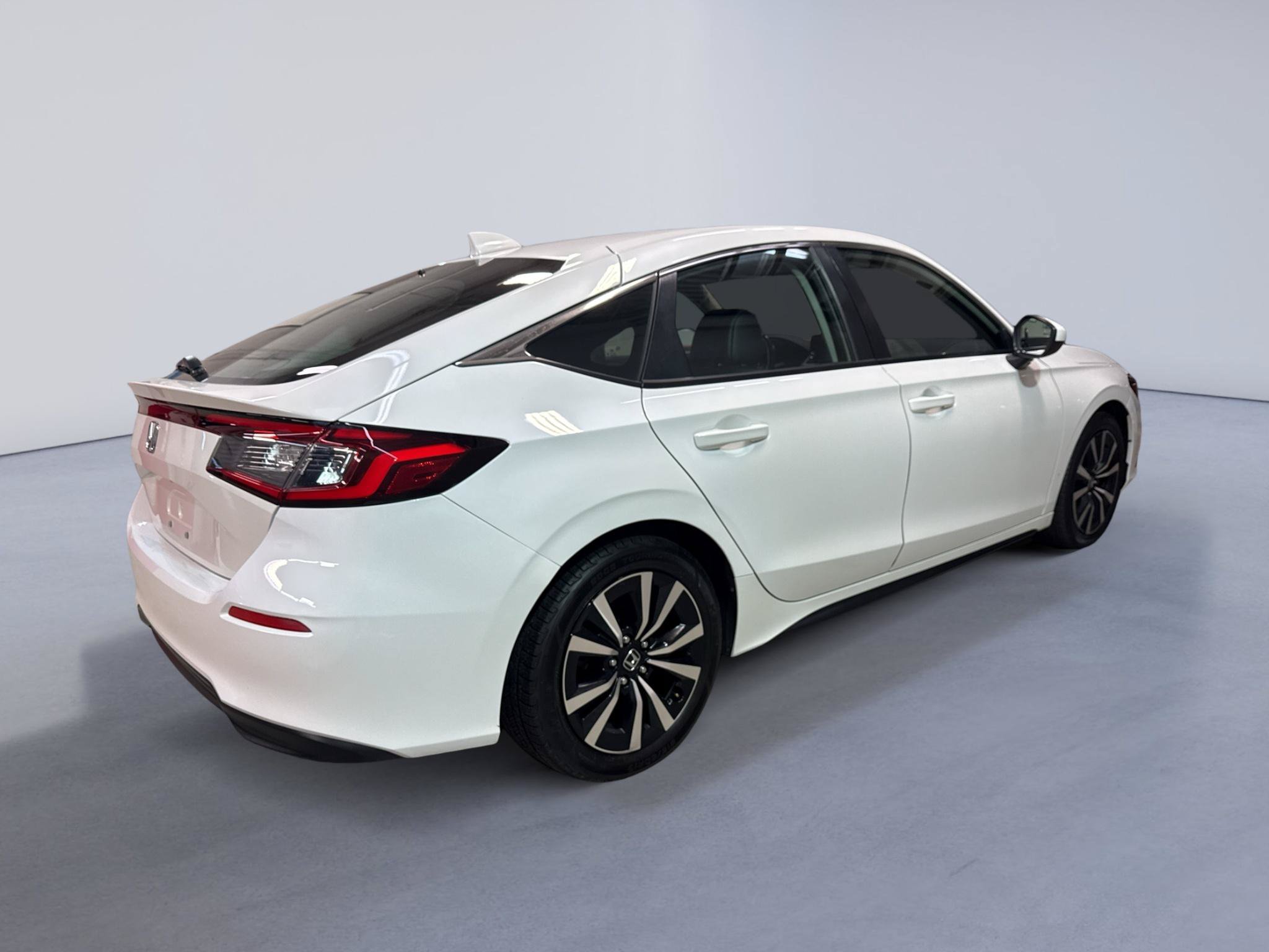 Used 2022 Honda Civic EX-L image 8