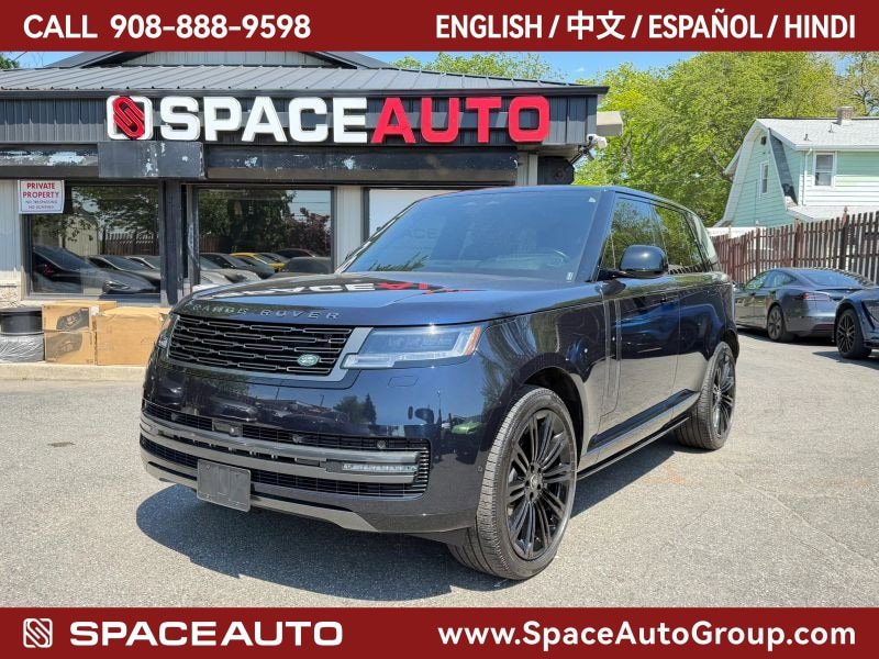 Used 2025 Land Rover Range Rover SE