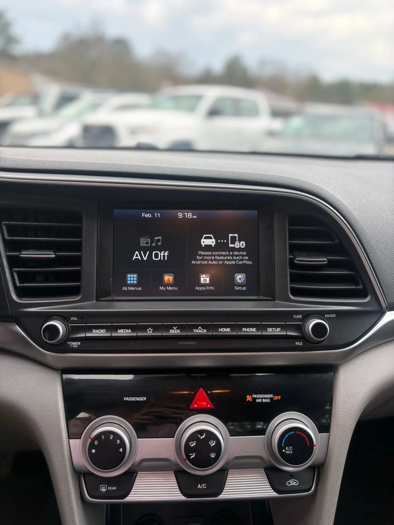 Used 2019 Hyundai Elantra SEL FWD image 31