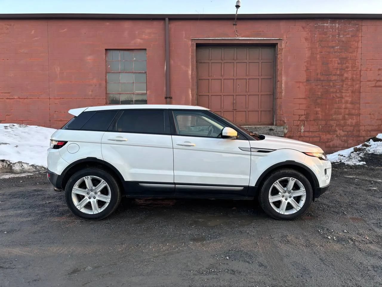 Used 2015 Land Rover Range Rover Evoque Pure Plus AWD/4WD image 5