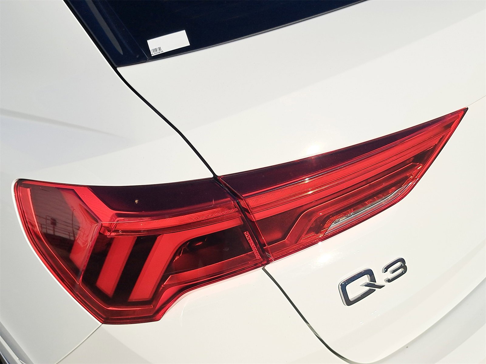 Used 2023 Audi Q3 2.0T Premium image 38