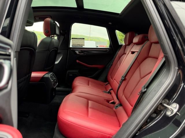 Used 2020 Porsche Macan S AWD/4WD image 22