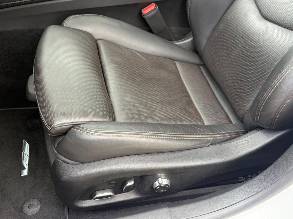 Used 2025 Cadillac CT5 V RWD image 27