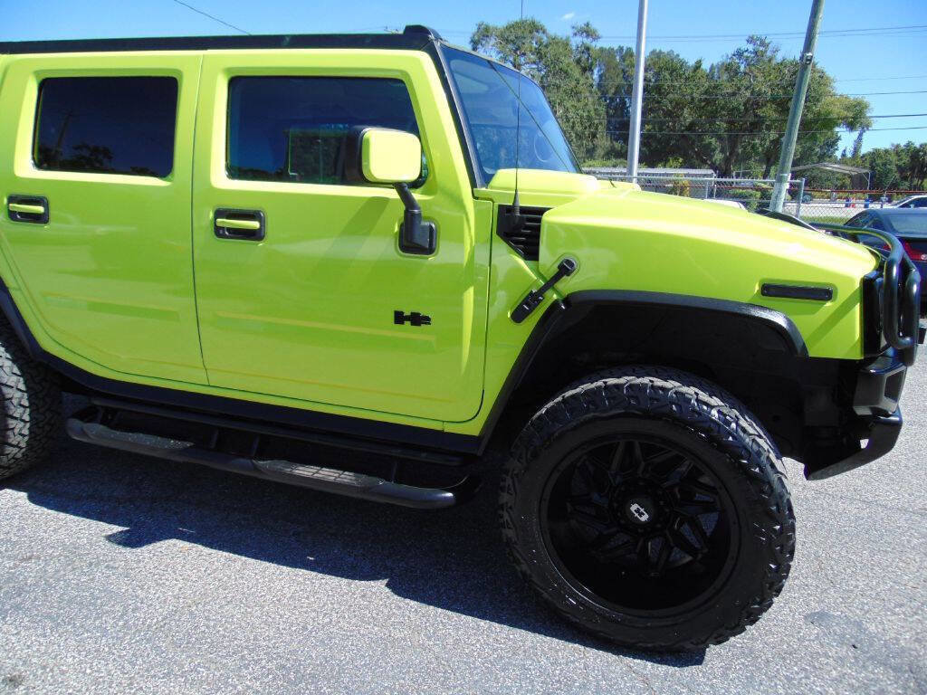 Used 2004 HUMMER H2 w/ Preferred Equipment Group image 19