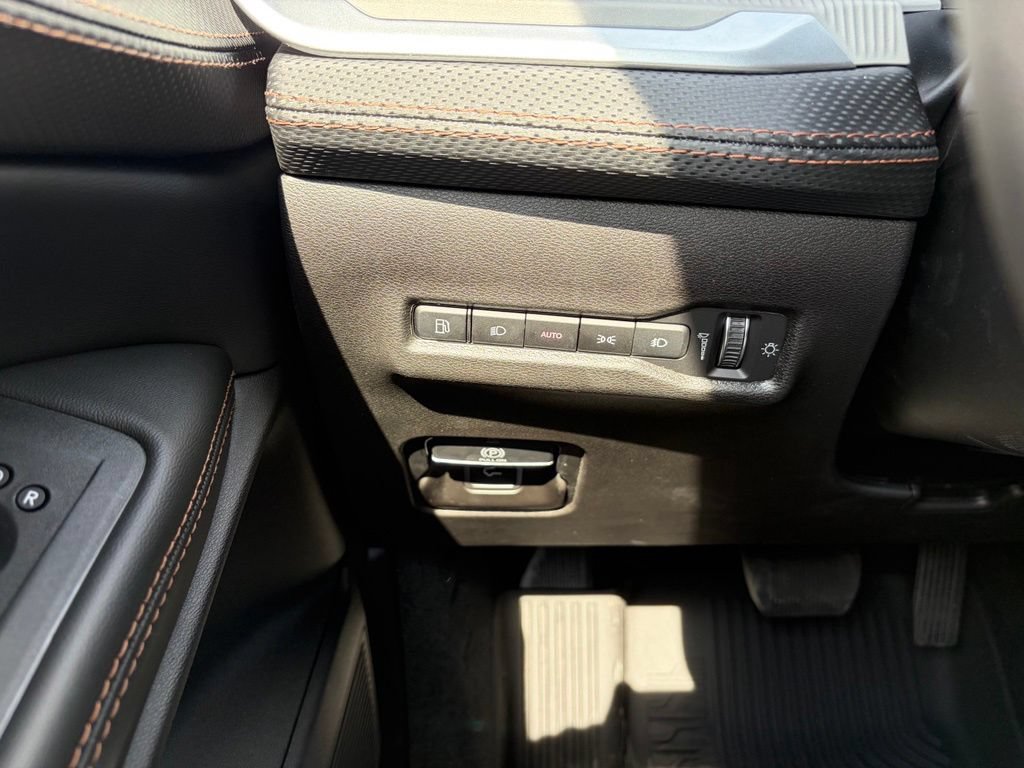 New 2026 Jeep Cherokee Limited AWD/4WD image 33