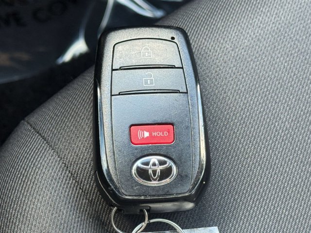 Used 2024 Toyota Tacoma TRD Sport w/ TRD Sport Upgrade Package RWD image 31