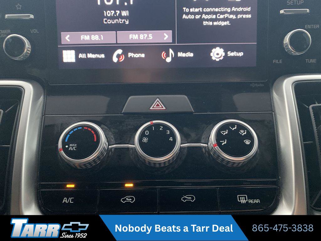 Used 2023 Kia Sorento LX FWD image 16