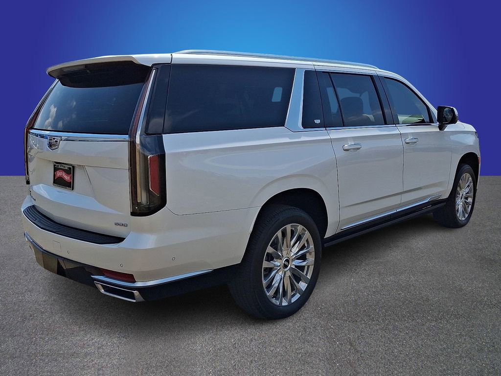 Used 2024 Cadillac Escalade ESV Premium Luxury w/ Performance Package image 4