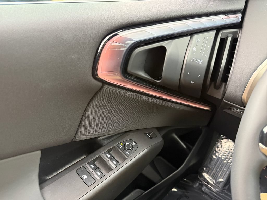 Certified 2025 BMW X3 xDrive30i AWD/4WD image 29