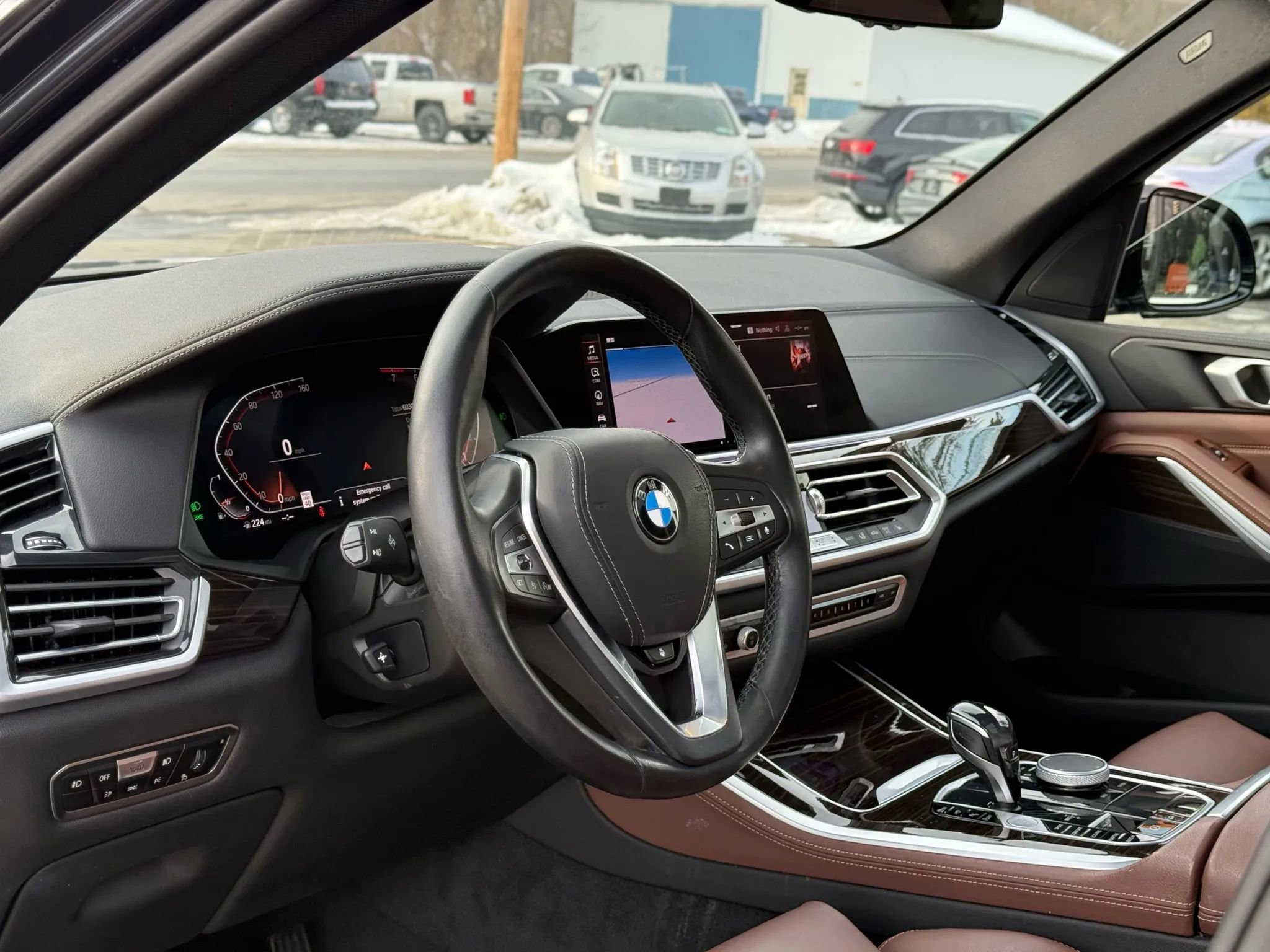Used 2020 BMW X5 xDrive40i w/ Convenience Package AWD/4WD image 11