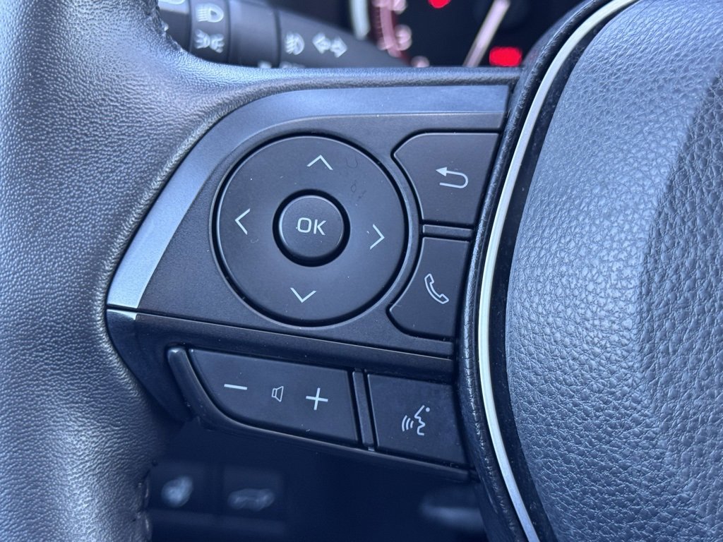 Used 2022 Toyota RAV4 Limited image 7