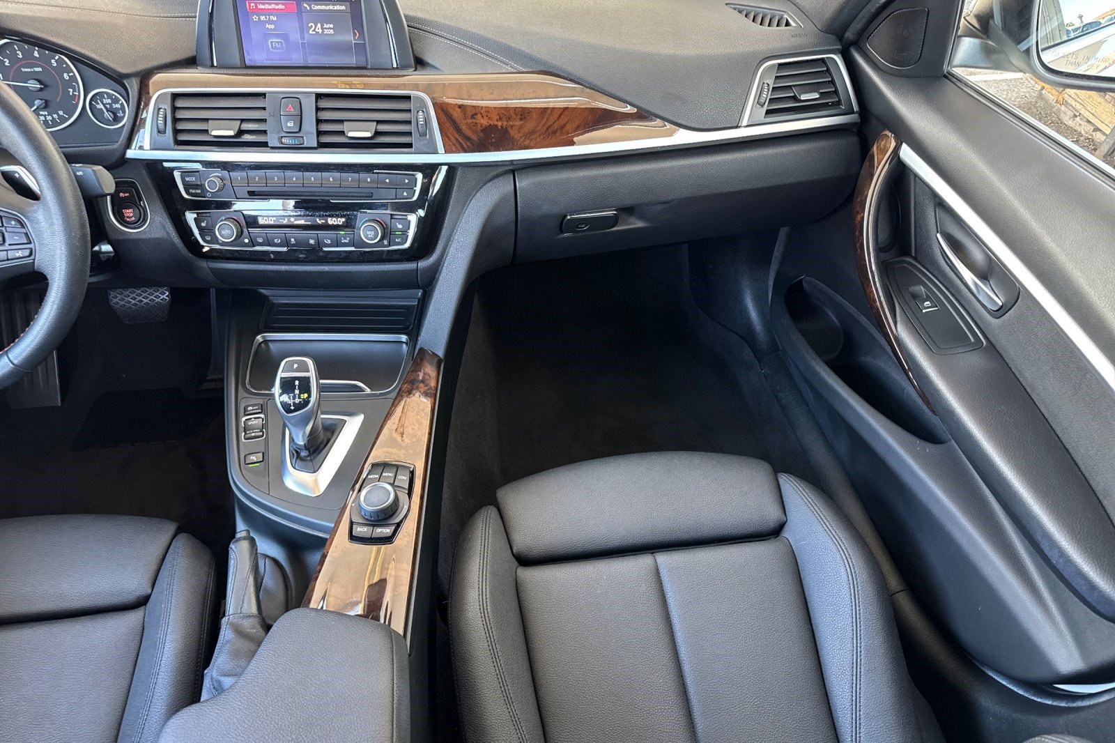 Used 2018 BMW 330i Sedan RWD image 30