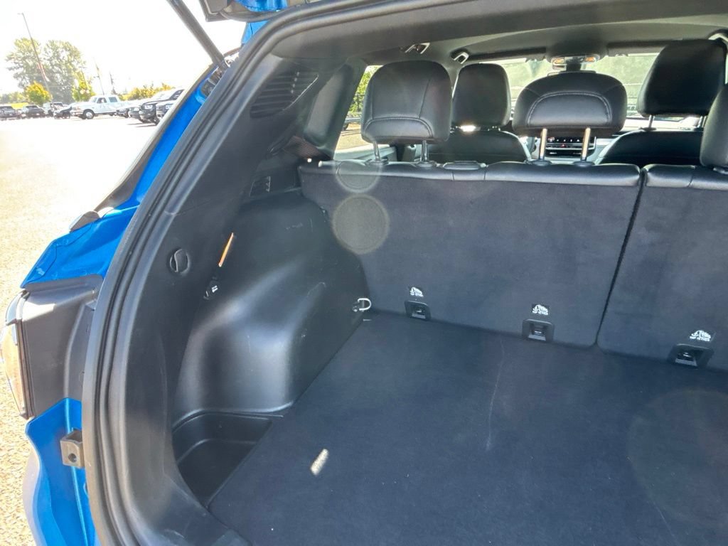 Used 2023 Jeep Compass Limited AWD/4WD image 37