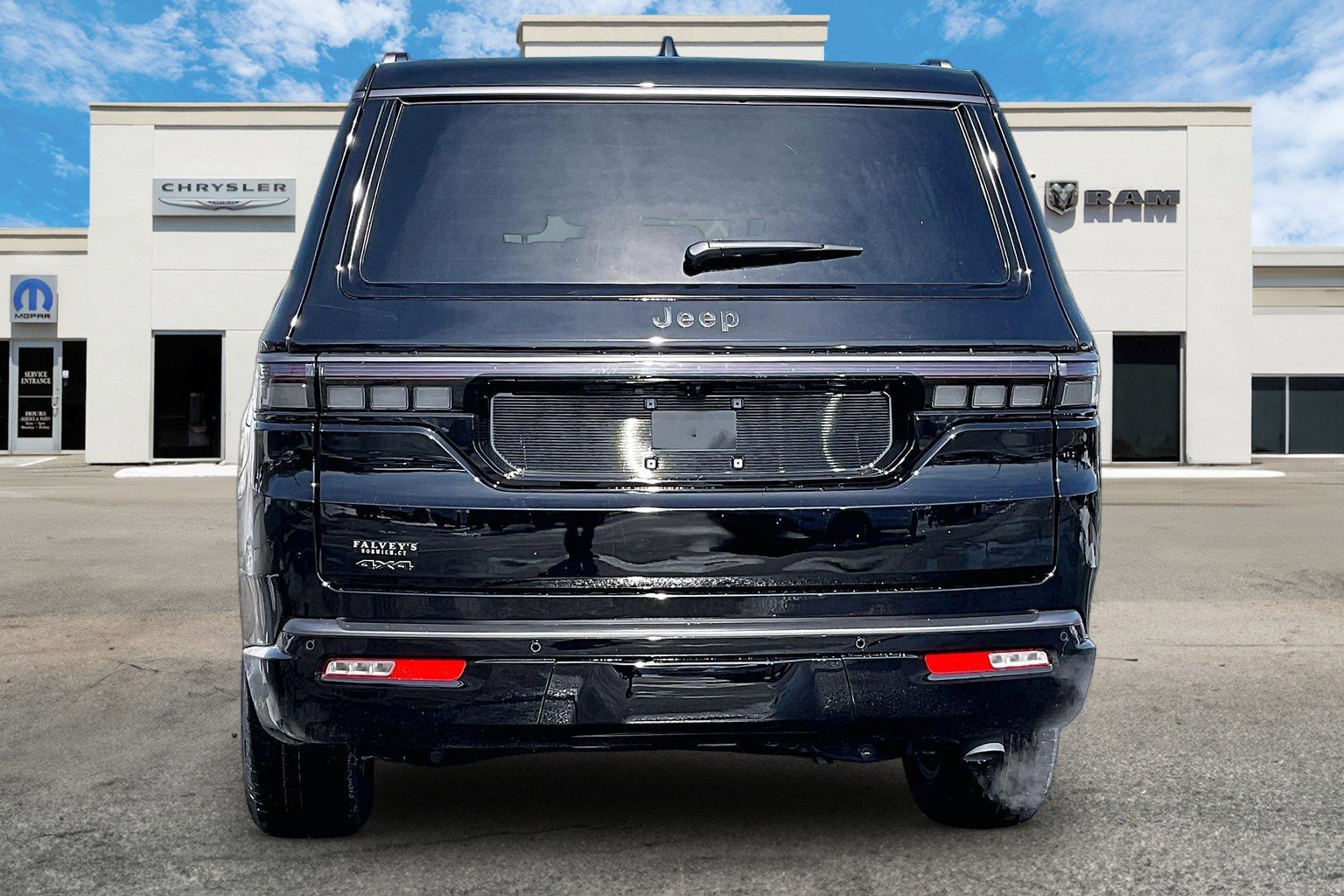 New 2026 Jeep Grand Wagoneer Limited w/ Premium Group II image 4