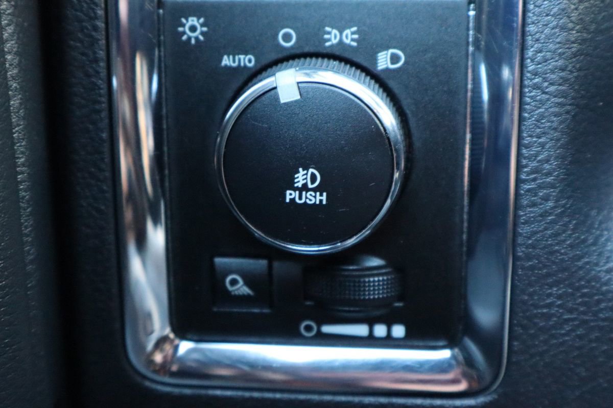 Used 2012 RAM 2500 Laramie w/ Protection Group image 29