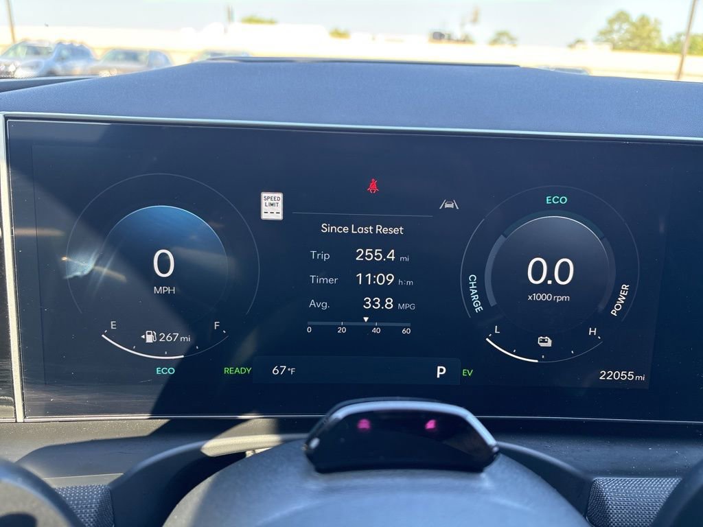 Certified 2025 Hyundai Tucson Limited AWD/4WD image 19