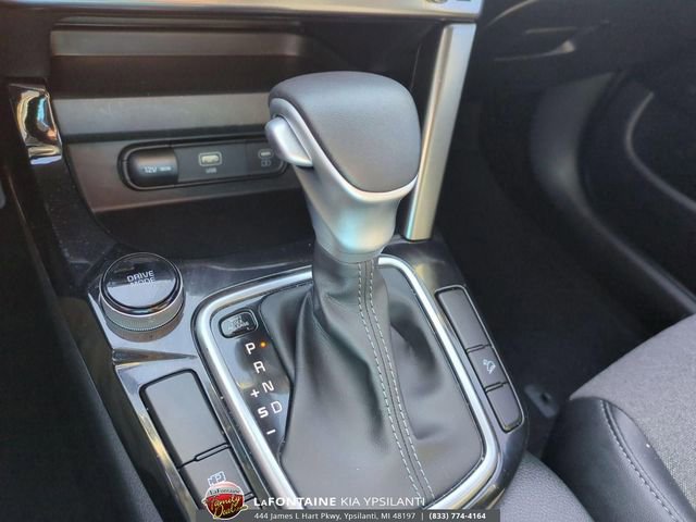 Used 2025 Kia Seltos S FWD image 14
