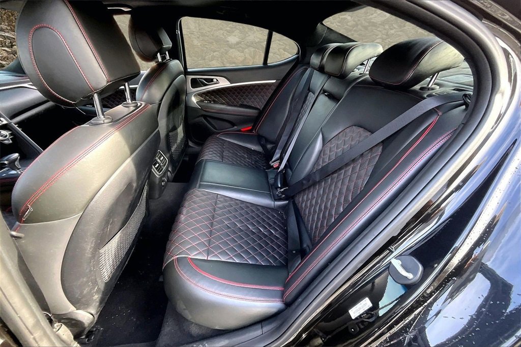 Used 2019 Genesis G70 3.3T Advanced w/ Sport Package image 24