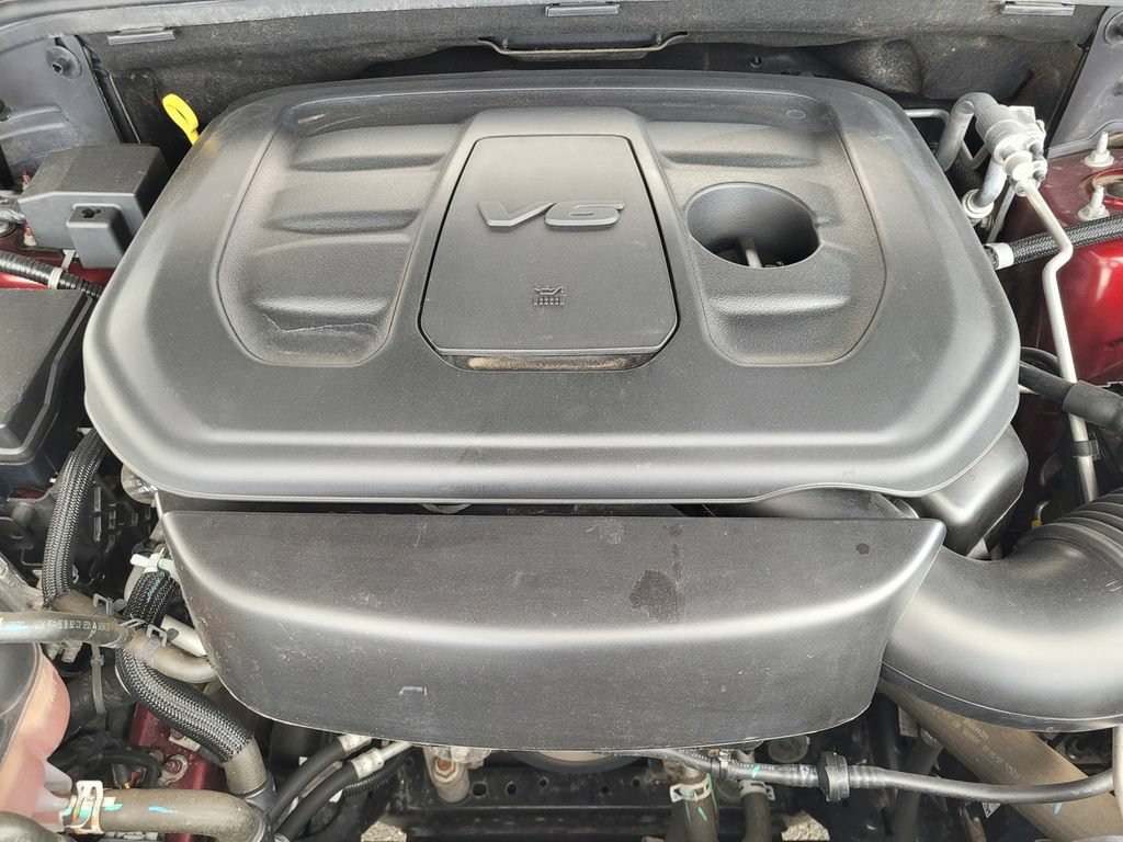 Used 2021 Jeep Grand Cherokee Laredo AWD/4WD image 24